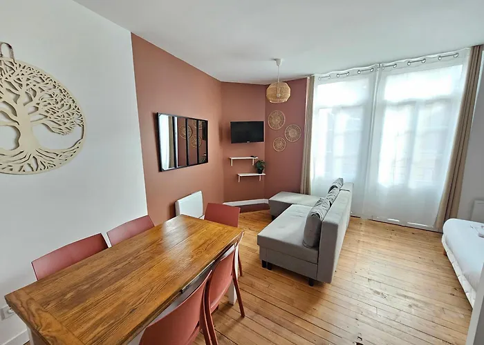 Castle Terra - 6 Personnes - Chateau Apartment *